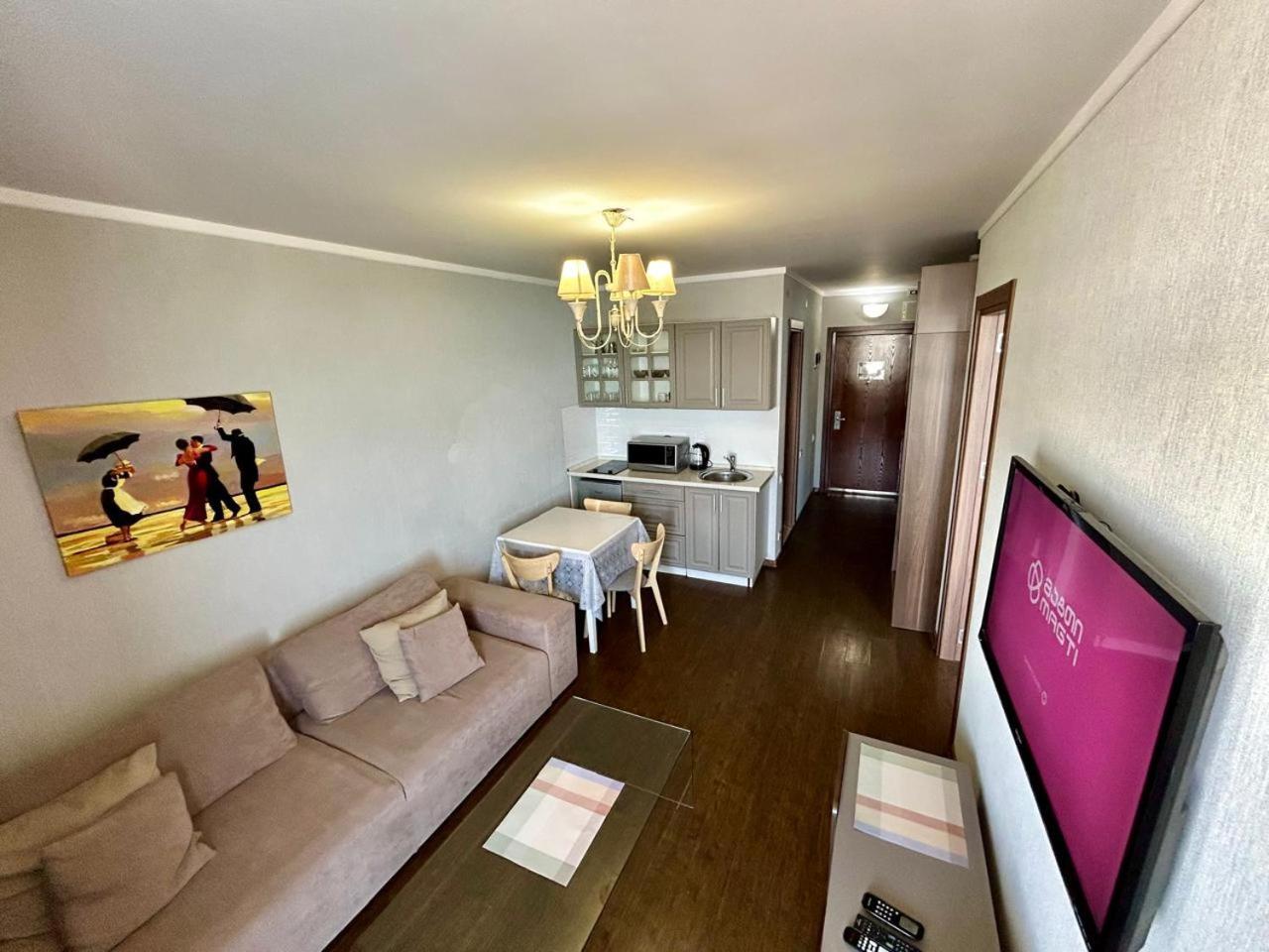 Apartamento The Blue Perl 3 Batumi Exterior foto