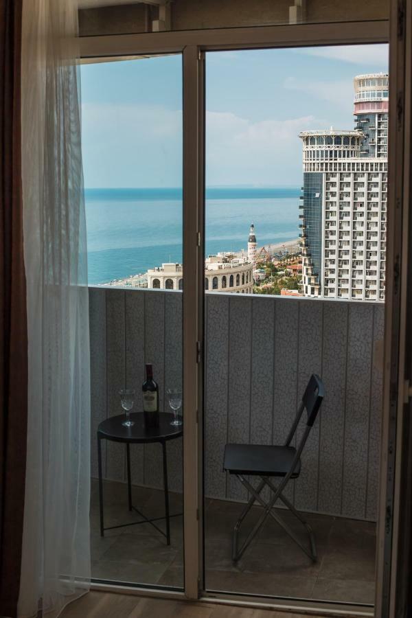 Apartamento The Blue Perl 3 Batumi Exterior foto